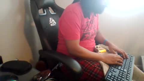 puhcwhisperer online show from December 2024 10:00:02 PM