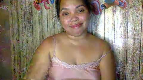 Snapshot of puke_maru chatting on October 2025 12:05:01 PM Maru online show from October 2025 12:05:01 PM