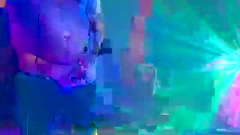 punkrunr083 online show from September 2025 08:41:02 AM