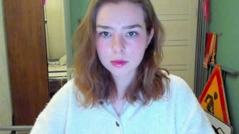 Snapshot of puoli chatting on January 2025 03:04:02 PM Polly online show from January 2025 03:04:02 PM