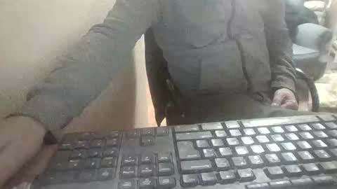 pup_y online show from March 2026 06:37:01 PM