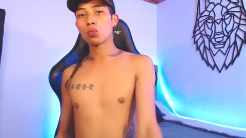 Cris online show from December 2024 08:51:02 PM