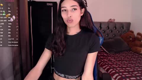 Cris online show from September 2025 05:38:02 PM