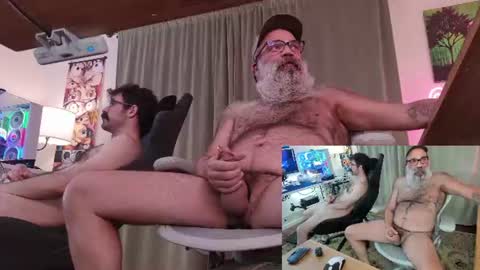 Snapshot of pupnpapa chatting on July 2026 02:05:01 AM Pup And Papa bear online show from July 2026 02:05:01 AM
