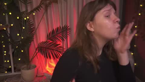 constant schedule Wednesday  Friday  Saturday  Sunday  The Rosemarie online show from December 2025 05:34:02 AM