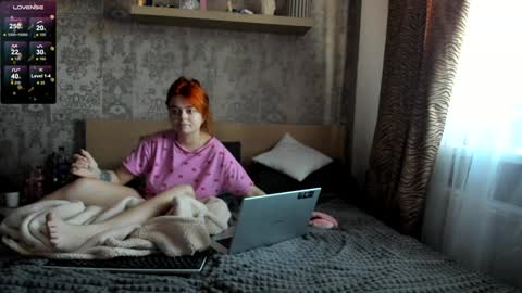 Katty online show from December 2024 11:50:02 AM