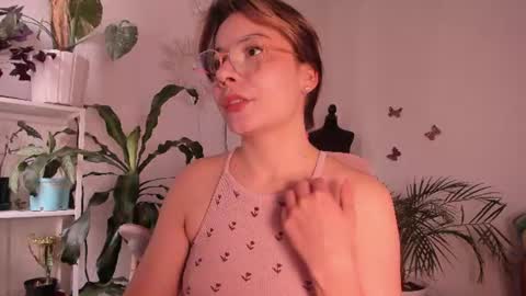 Snapshot of purple_opal chatting on July 2026 06:12:01 PM Vero online from Tuesday to Sunday online show from July 2026 06:12:01 PM