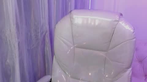 Anna  online show from March 2025 08:33:02 PM