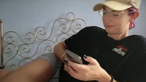 Snapshot of purplerainn69 chatting on September 2025 01:35:01 PM PurpleRainn69 Dina online show from September 2025 01:35:01 PM