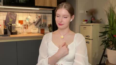 Aileen online show from September 2025 07:08:02 PM