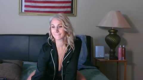 PussyKAT online show from November 2025 05:26:01 PM