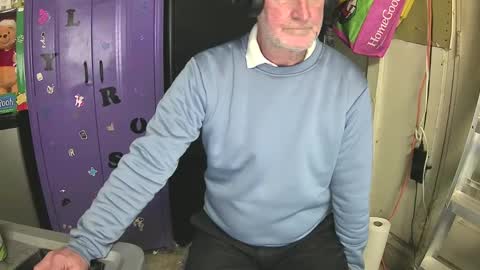 Mark online show from January 2025 06:49:02 PM