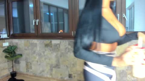 Andreea online show from February 2025 07:10:02 PM