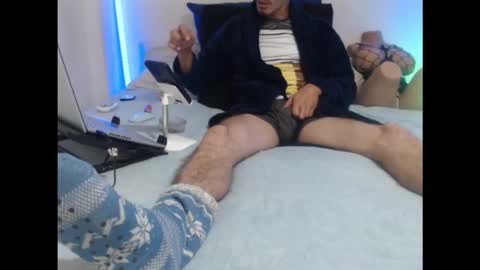 Snapshot of pussyhunterpt chatting on November 2025 04:18:02 PM Ruck Fules online show from November 2025 04:18:02 PM