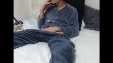 Snapshot of pussyhunterpt chatting on November 2025 08:33:02 PM Ruck Fules online show from November 2025 08:33:02 PM