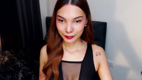 Snapshot of pussywetandwild chatting on March 2025 05:28:01 AM LHARA online show from March 2025 05:28:01 AM