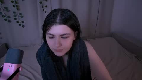 Ava online show from May 2026 11:17:02 PM