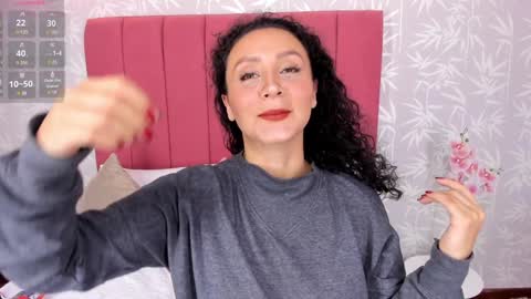 qadeshh  online show from January 2025 07:05:01 AM