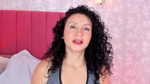 qadeshh  online show from October 2025 04:47:01 AM