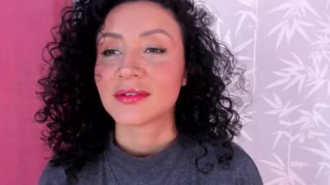 qadeshh  online show from December 2025 06:30:02 AM