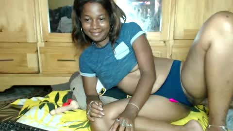 queen sexy online show from January 2025 03:30:02 AM