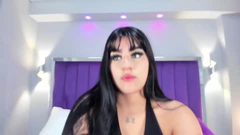 Qetzia online show from October 2025 05:10:02 PM