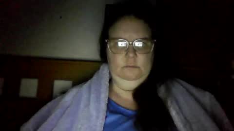 Snapshot of queen2118694 chatting on February 2026 11:42:02 AM naughty Queen online show from February 2026 11:42:02 AM