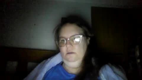 Snapshot of queen2118694 chatting on February 2026 12:21:01 PM naughty Queen online show from February 2026 12:21:01 PM