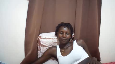 Snapshot of queen_0012 chatting on May 2026 12:28:02 AM asher online show from May 2026 12:28:02 AM