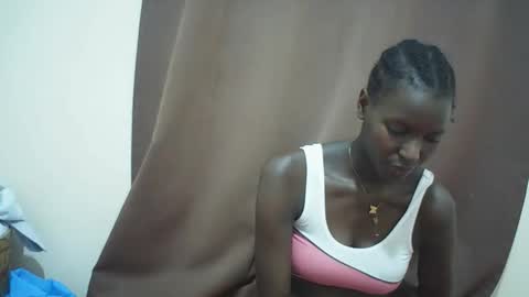 Snapshot of queen_0012 chatting on June 2026 01:13:01 PM asher online show from June 2026 01:13:01 PM