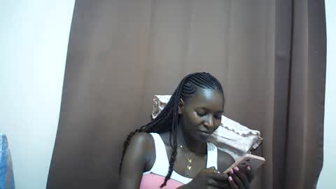 Snapshot of queen_0012 chatting on June 2026 07:39:01 PM asher online show from June 2026 07:39:01 PM