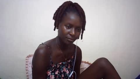 Snapshot of queen_0012 chatting on July 2026 10:16:02 PM asher online show from July 2026 10:16:02 PM