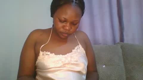 Snapshot of queen_12344 chatting on March 2026 09:01:02 AM emmie online show from March 2026 09:01:02 AM