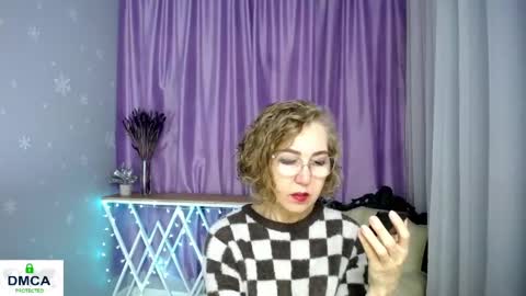 Snapshot of queen_a_n_i chatting on June 2026 08:27:02 AM A N I Ill be here on December 1st online show from June 2026 08:27:02 AM