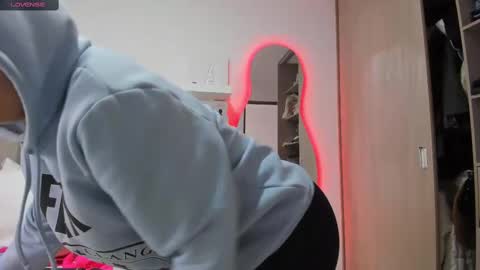  QUEEN ANTONELLA  online show from February 2025 06:05:01 PM