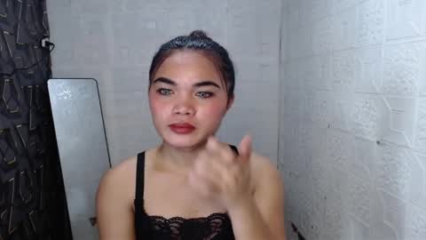 Snapshot of queen_arnie4utsxxx chatting on September 2025 03:06:02 PM Arnie online show from September 2025 03:06:02 PM