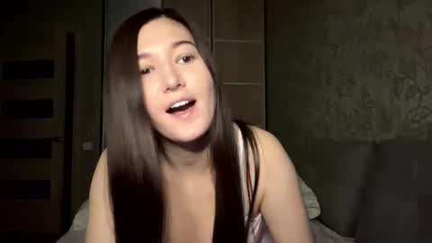 Viktoria online show from April 2026 06:16:01 PM