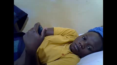 Snapshot of queen_darling3 chatting on December 2025 05:34:01 AM Gentrix online show from December 2025 05:34:01 AM