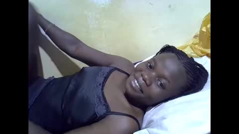 Snapshot of queen_darling3 chatting on December 2025 06:38:01 PM Gentrix online show from December 2025 06:38:01 PM