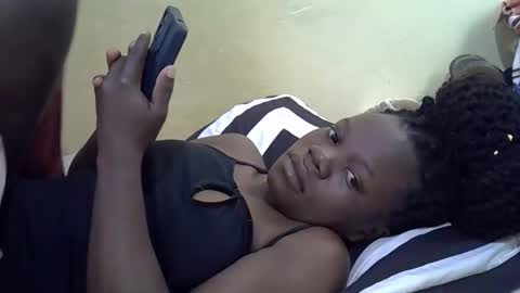 Snapshot of queen_darling3 chatting on January 2026 06:28:02 AM Gentrix online show from January 2026 06:28:02 AM