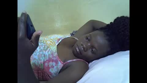 Snapshot of queen_darling3 chatting on January 2026 06:54:01 PM Gentrix online show from January 2026 06:54:01 PM