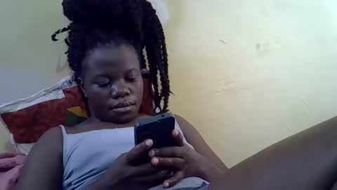 Snapshot of queen_darling3 chatting on January 2026 11:37:02 AM Gentrix online show from January 2026 11:37:02 AM