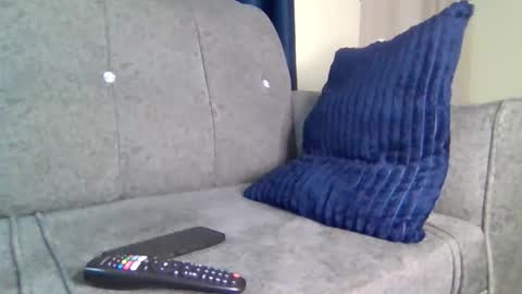 queen_doli online show from April 2026 09:31:02 PM