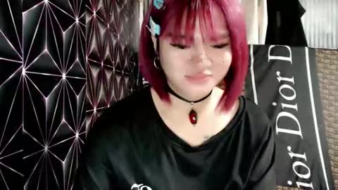 Snapshot of queen_elicktra chatting on May 2026 01:11:02 AM JOY online show from May 2026 01:11:02 AM