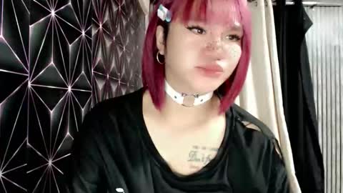 Snapshot of queen_elicktra chatting on June 2026 10:11:02 PM JOY online show from June 2026 10:11:02 PM