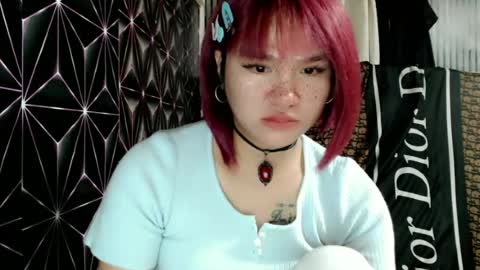 Snapshot of queen_elicktra chatting on June 2026 05:12:01 AM JOY online show from June 2026 05:12:01 AM