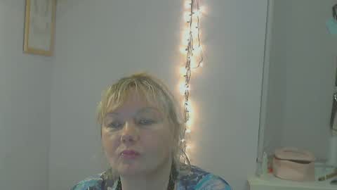 queen_jane8 online show from February 2025 04:05:02 PM
