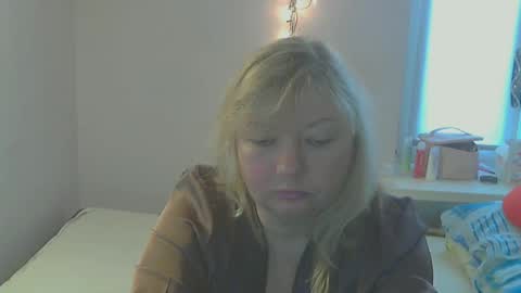 queen_jane8 online show from March 2025 11:44:02 AM