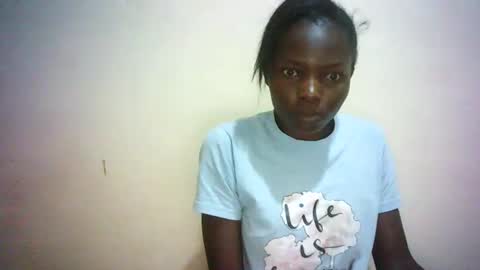 Snapshot of queen_joan chatting on February 2025 03:09:02 AM queen_joan online show from February 2025 03:09:02 AM