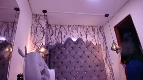 Snapshot of queen_nyxx chatting on June 2026 02:09:02 AM QueenNyx online show from June 2026 02:09:02 AM